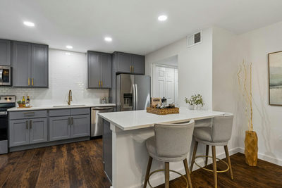 8305 Summer Place Dr — photo 3