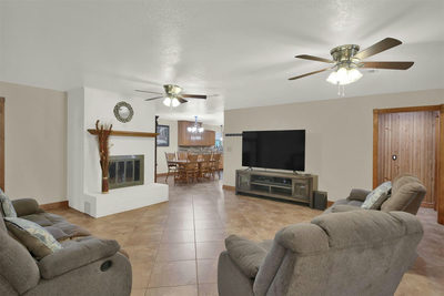 191 Jordan Ln — photo 4