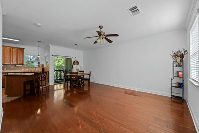 1402 Parker Ln #3 — photo 2