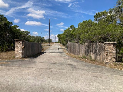 1970 Martin Rd — photo 3