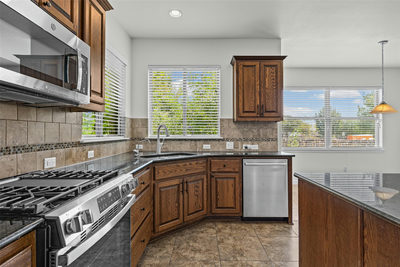 606 Irvin Dr — photo 3