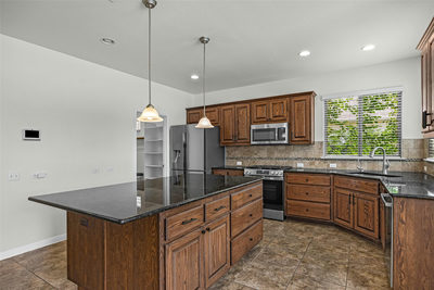 606 Irvin Dr — photo 4