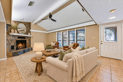 111 Post Oak Dr — photo 5