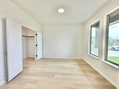 580 Treadwell Ln — photo 4
