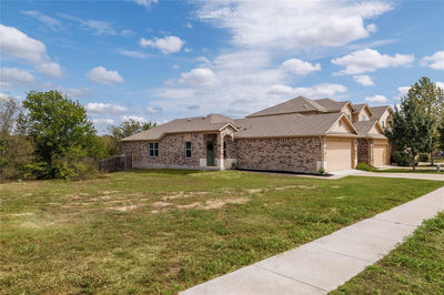 3512 Ortman Dr — photo 2