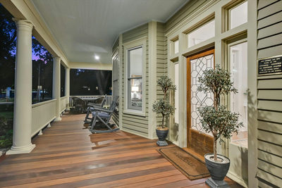 908 E University Ave — photo 5