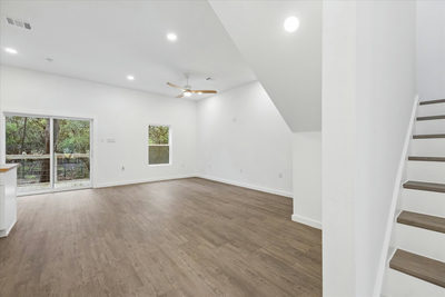 26 Wood Glen Dr — photo 2