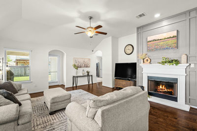 1104 Arvada Dr — photo 2