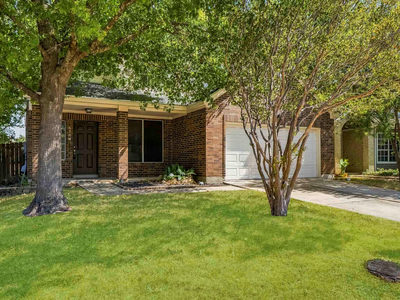 6706 Carisbrooke Ln — photo 2