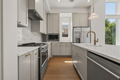 1410 Perez St #1 — photo 5