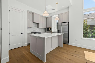 1410 Perez St #1 — photo 2