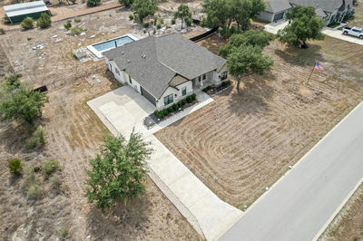 225 Spicewood Trails Dr — photo 3