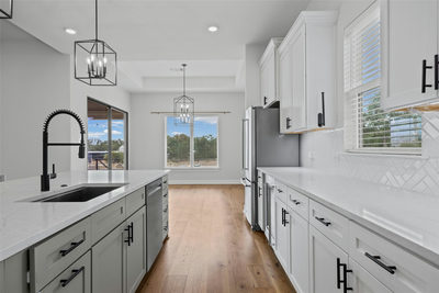 225 Spicewood Trails Dr — photo 5
