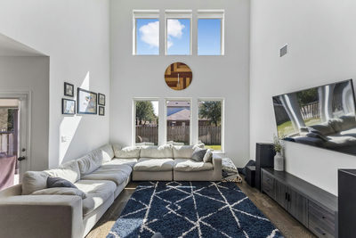1506 Garrett Oaks Ln — photo 2