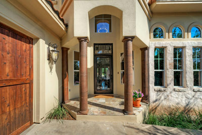 1902 Lakeway Blvd — photo 2