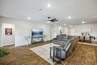 565 Apache Plum Dr — photo 3