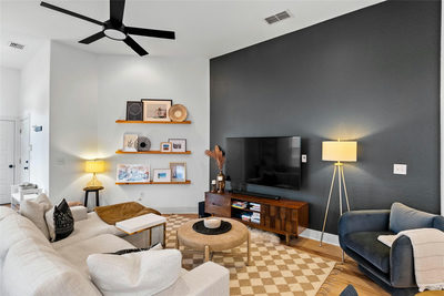 1412 Casa Dr — photo 2
