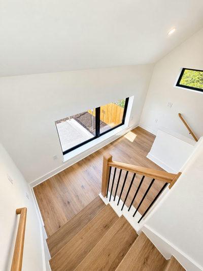 605 E 55th St #4 — photo 5