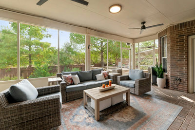 808 Canyon Springs Dr — photo 4