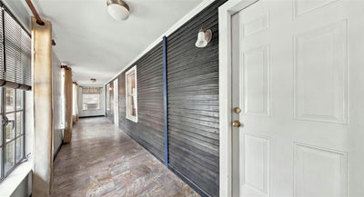 802 N Myrtle St — photo 2