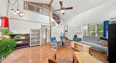 802 N Myrtle St — photo 4
