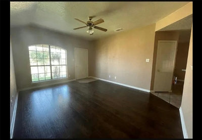 3600 Dustin Ct — photo 2