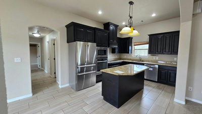 210 Stonehenge Way — photo 3