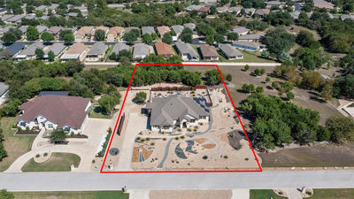 236 Standing Oak Dr — photo 5