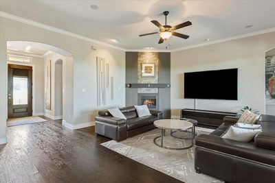 236 Standing Oak Dr — photo 4