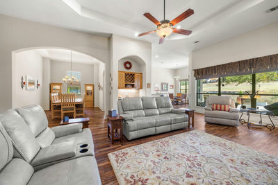 47 Doolittle Dr — photo 4