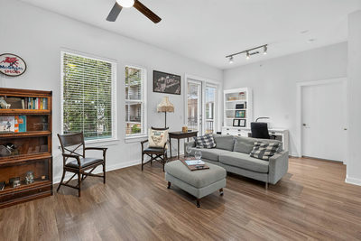 1900 Barton Springs Rd #2047 — photo 3