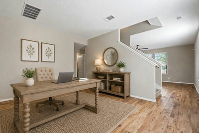 280 Cordero Dr — photo 2