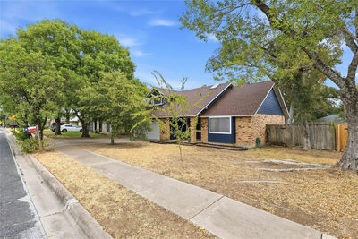 6103 Smith Oak Trl — photo 3