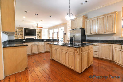 400 Bedford Dr — photo 5