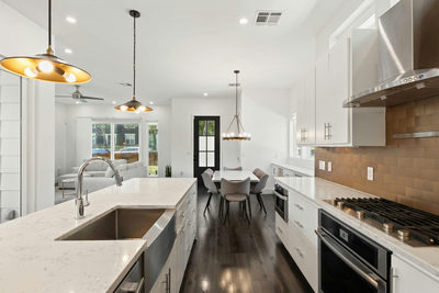 2806 W 44th St #A — photo 3