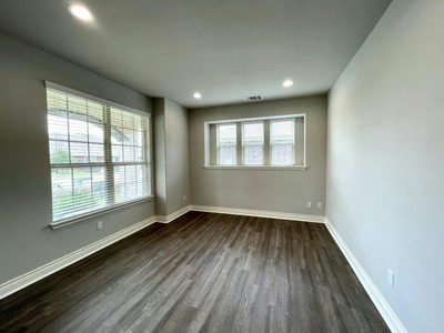 218 Summer Pointe Dr — photo 4