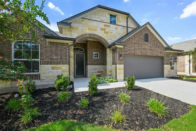238 Wild Pecan Loop — photo 2
