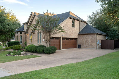 2237 Hamlet Cir — photo 2