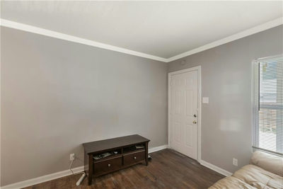 204 E 30th St #102 — photo 2