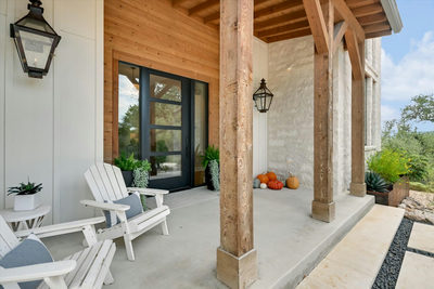 540 Casey Ln — photo 2