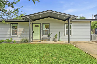 1406 Camelot Cir #1 — photo 3