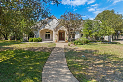 701 Highland Spring Ln — photo 2