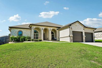 8302 Ginny Ln — photo 2