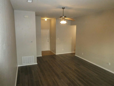 113 SOAPSTONE Dr — photo 5