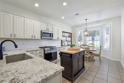 119 Rain Lily Ln — photo 3