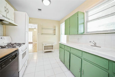 310 Franklin Blvd — photo 2