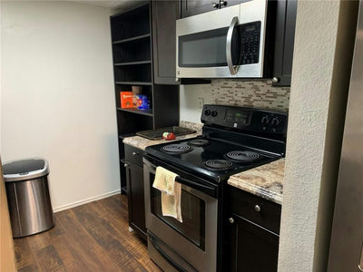 2401 Leon St #310 — photo 2