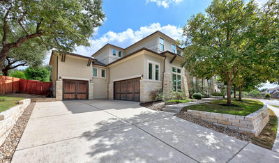 2817 Grand Oaks Loop — photo 3