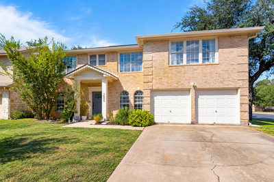 7500 Lobelia Dr — photo 2