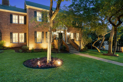 2922 Thousand Oaks Dr — photo 2